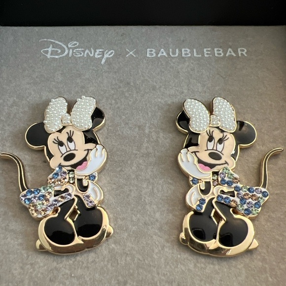 Disney x BAUBLEBAR Minnie Mouse Rhinestone Earrings New - Picture 2 of 6